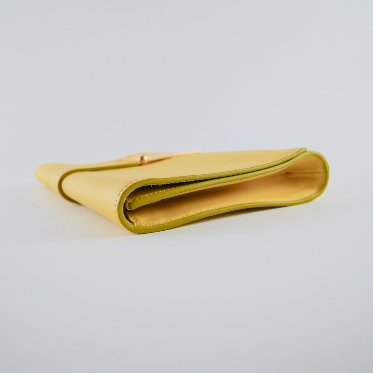 Yves Saint Laurent Classic Y Clutch