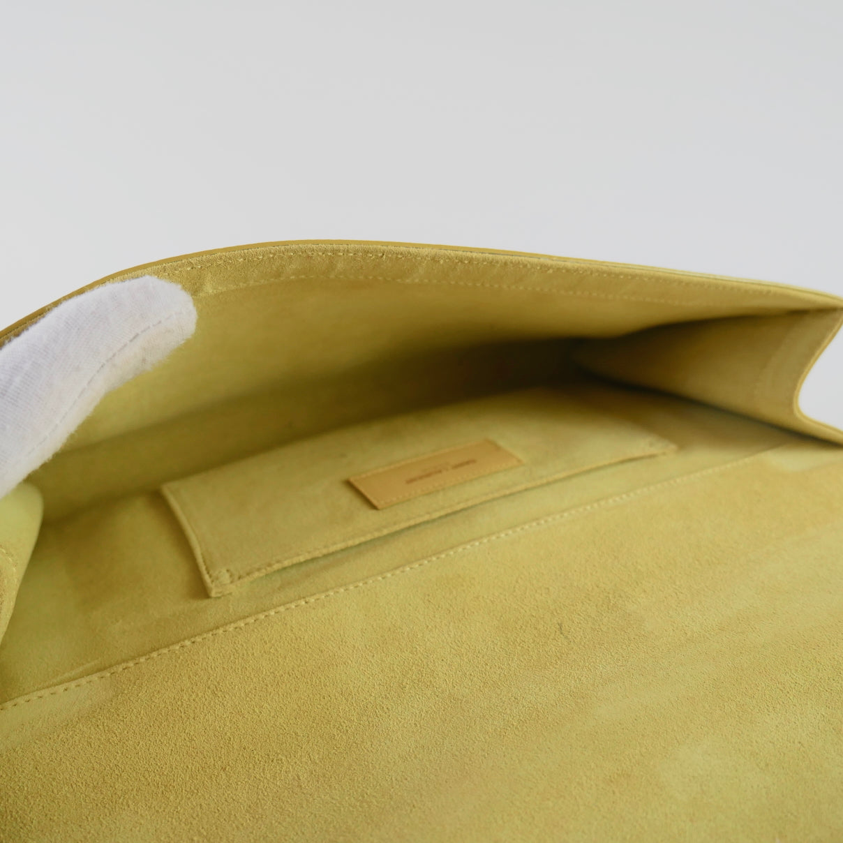 Yves Saint Laurent Classic Y Clutch