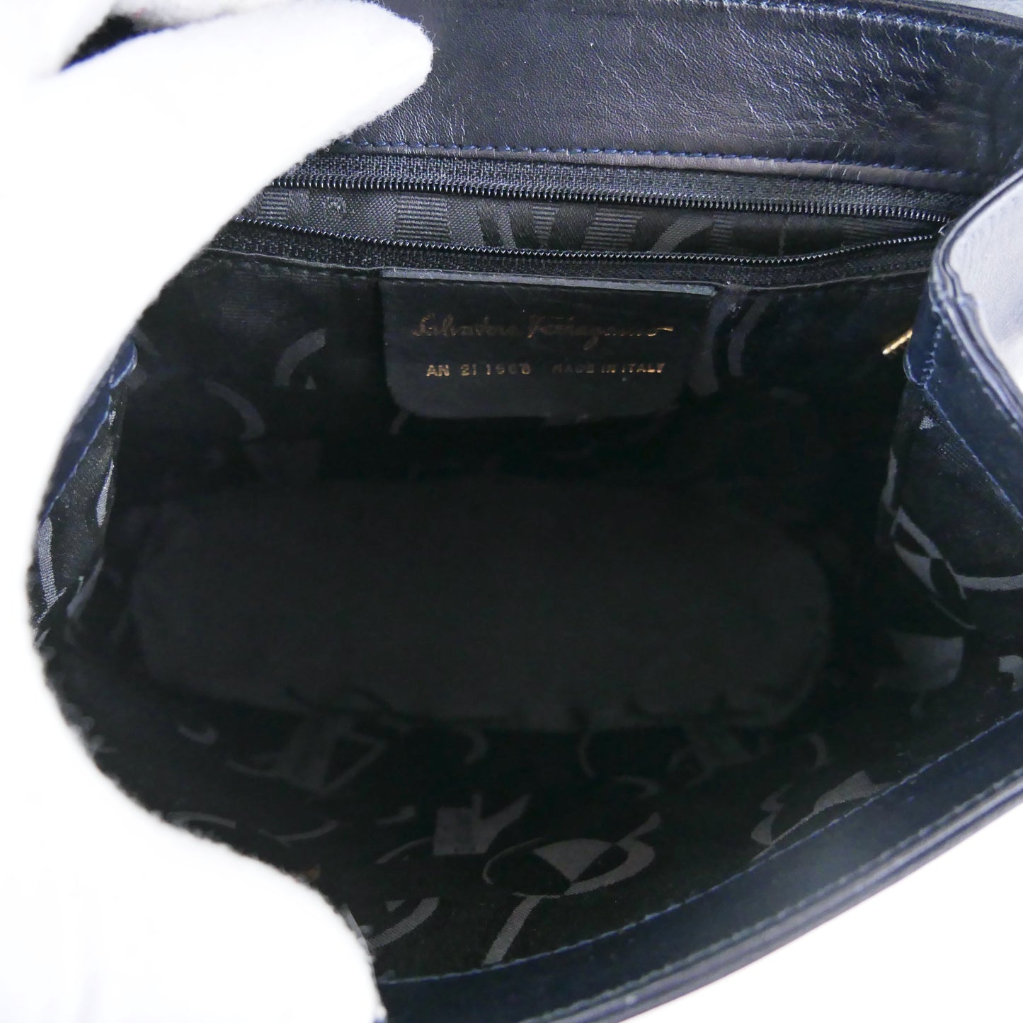 Salvatore Ferragamo Vintage Leather 2 Way