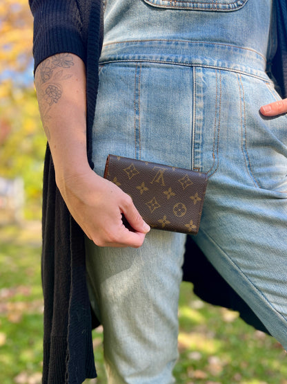 Louis Vuitton Tresor Wallet 