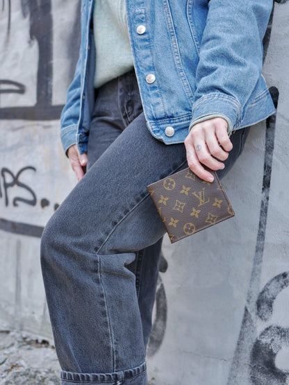 Louis Vuitton Vintage Monogram Wallet