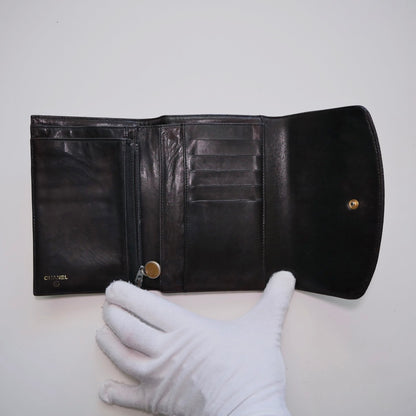 Chanel Vintage Interlocking Caviar Wallet