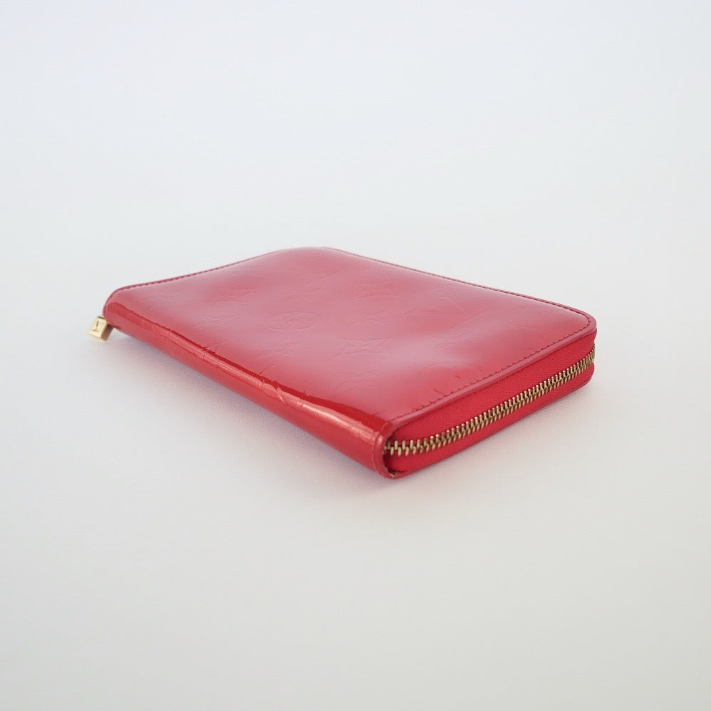Louis Vuitton Vernis Monogram Zippy Wallet