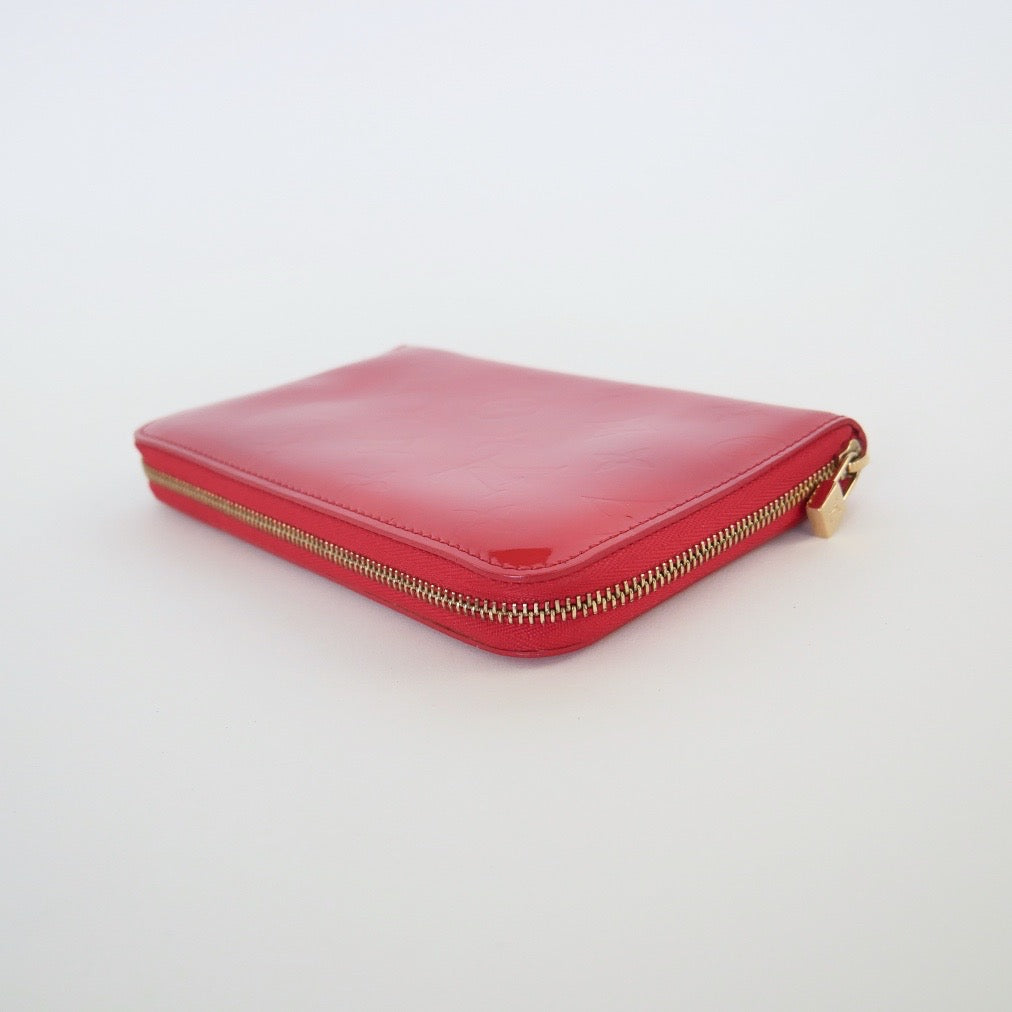 Louis Vuitton Vernis Monogram Zippy Wallet