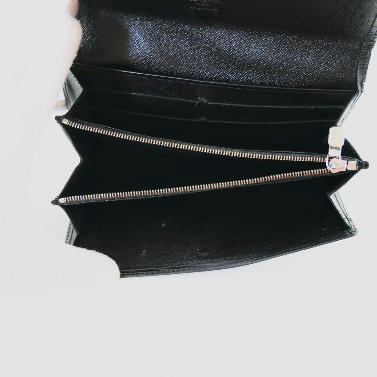 Louis Vuitton EPI Leather Sarah