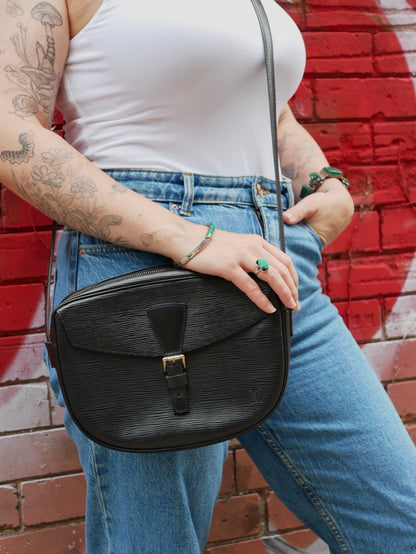 Louis Vuitton Vintage EPI Leather Jeune Fille