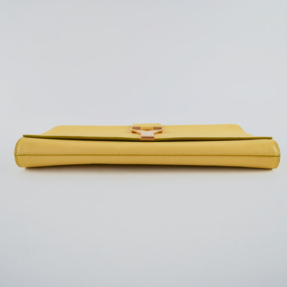 Yves Saint Laurent Classic Y Clutch