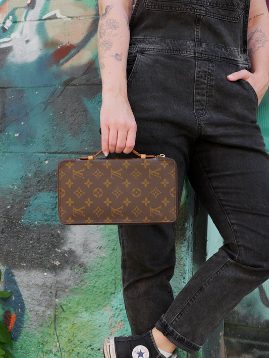 Louis Vuitton Vintage Monogram Travel Wallet