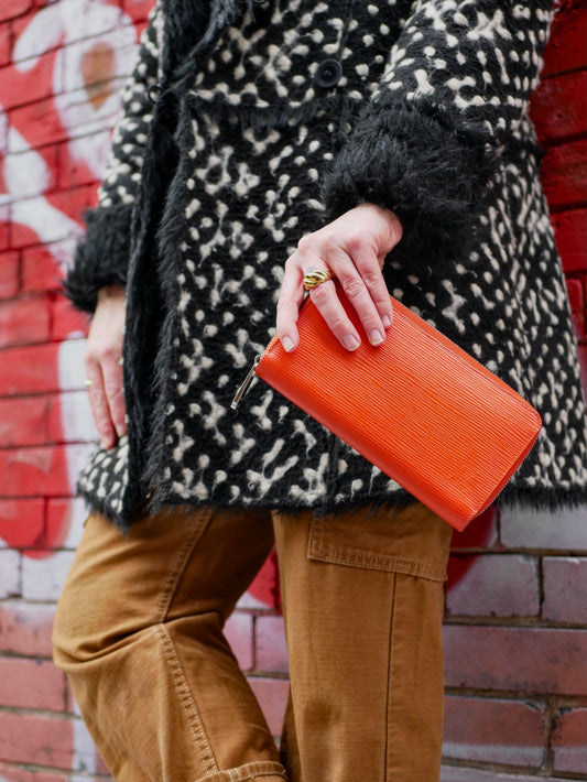 Louis Vuitton EPI Leather Zippy Wallet