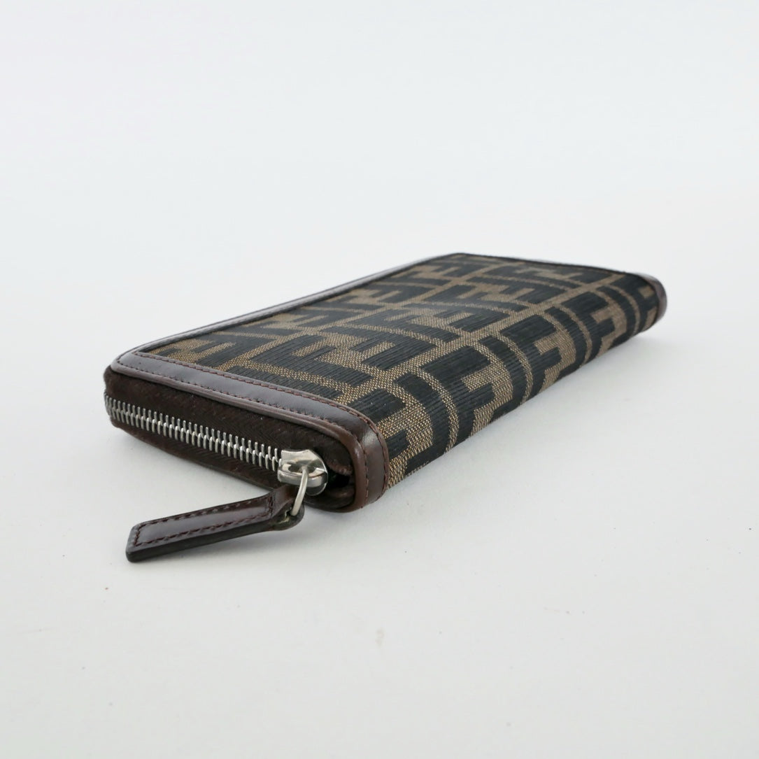 Fendi Zucca Vintage Zippy Wallet