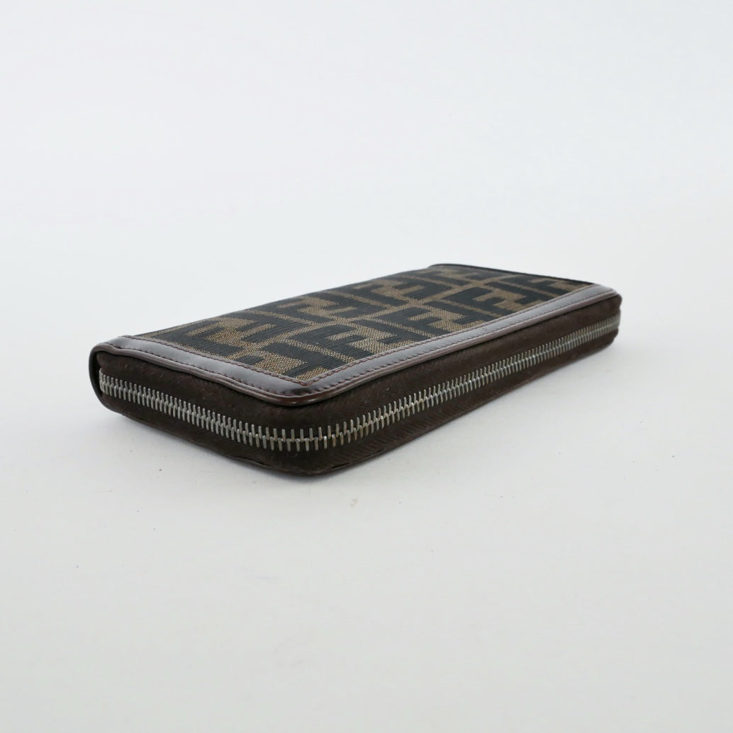 Fendi Zucca Vintage Zippy Wallet