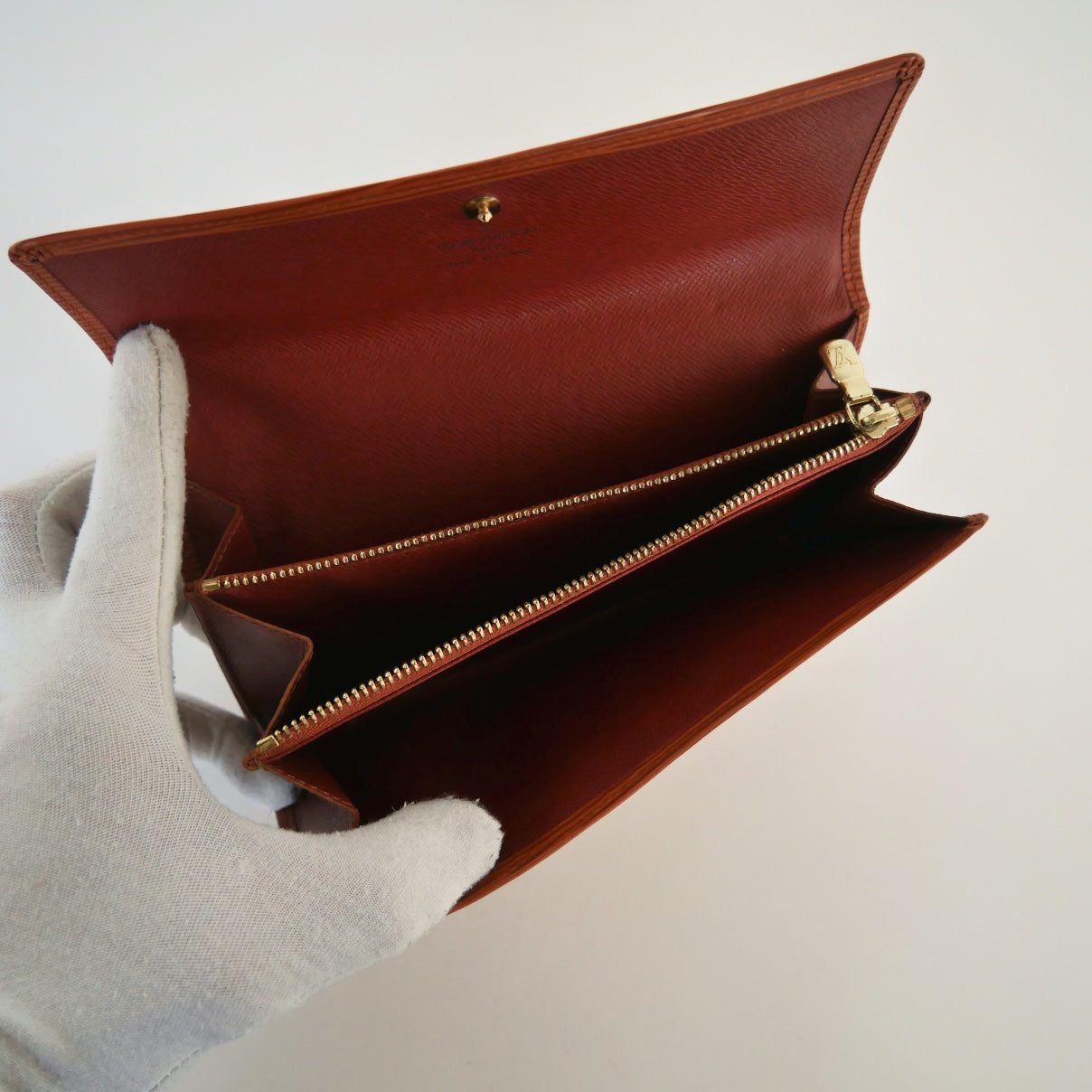 Louis Vuitton EPI Leather Sarah Wallet