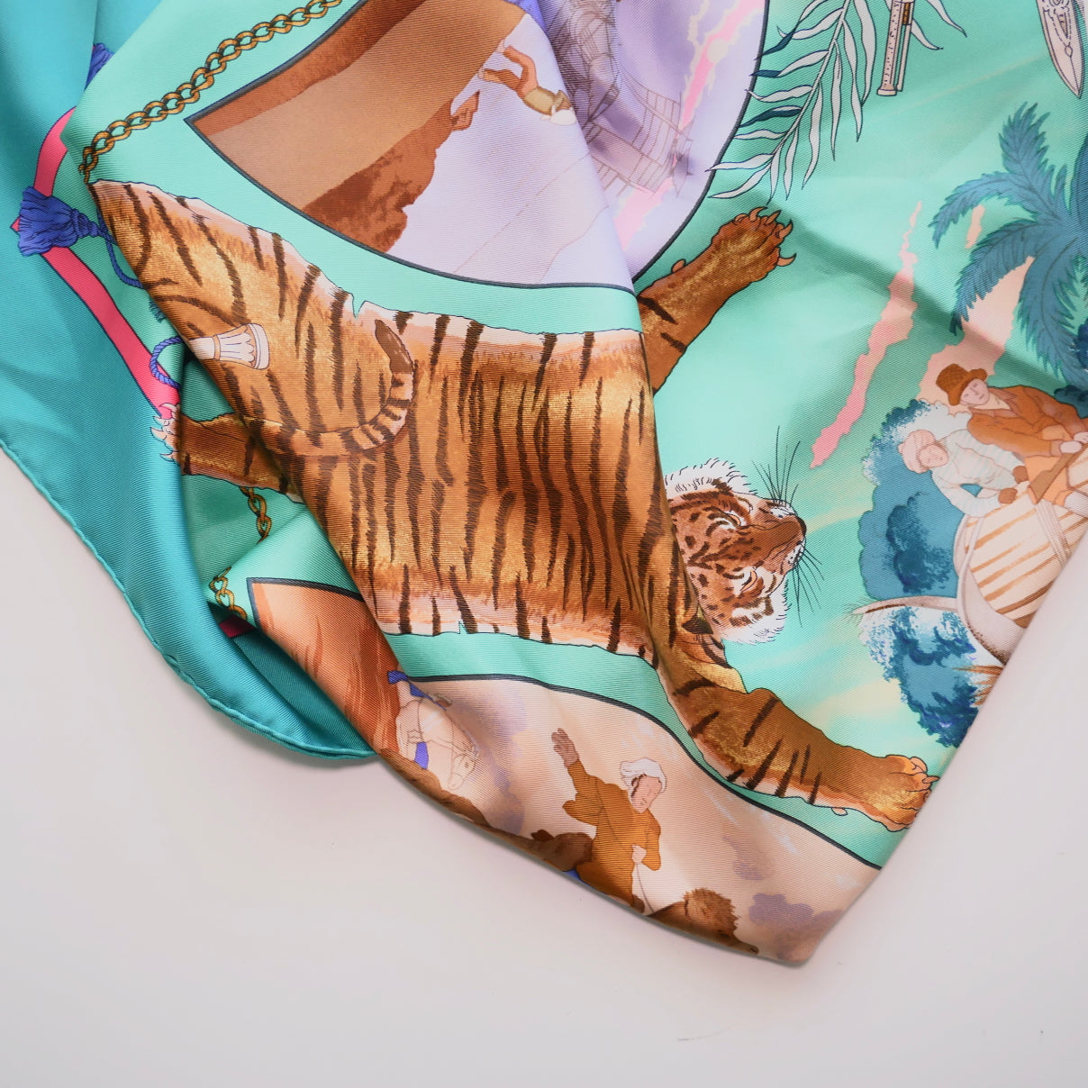 Hermes 100% Silk Chasses Exotique Carre 90 Scarf