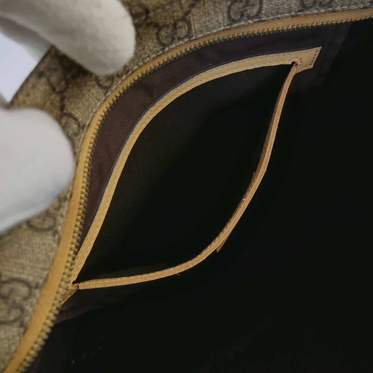 Gucci Supreme Canvas Crossbody