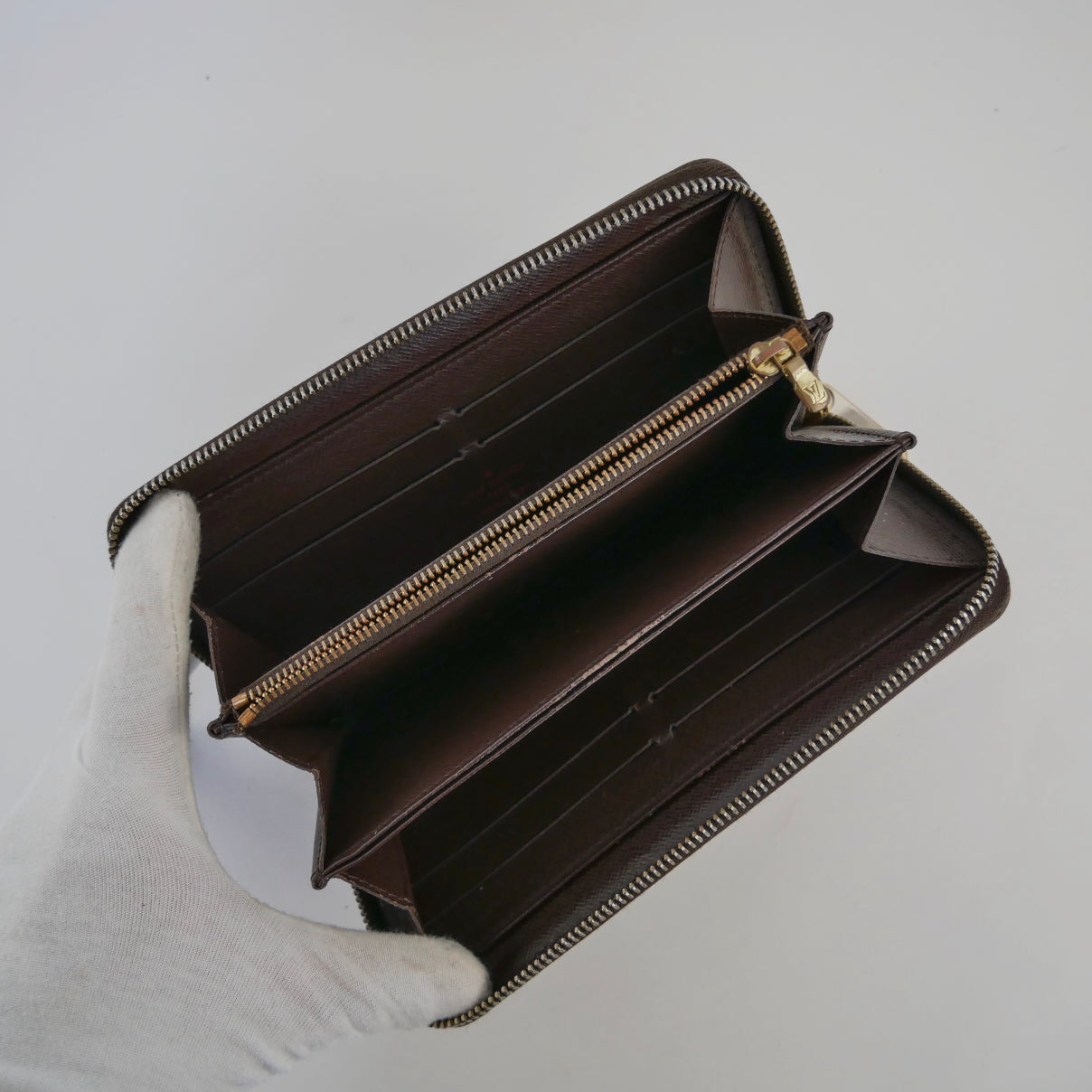 Louis Vuitton Damier Zippy Wallet