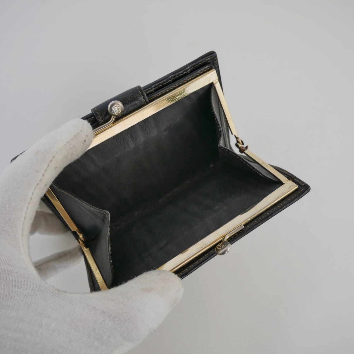 Fendi Vintage Pequin Kisslock Wallet