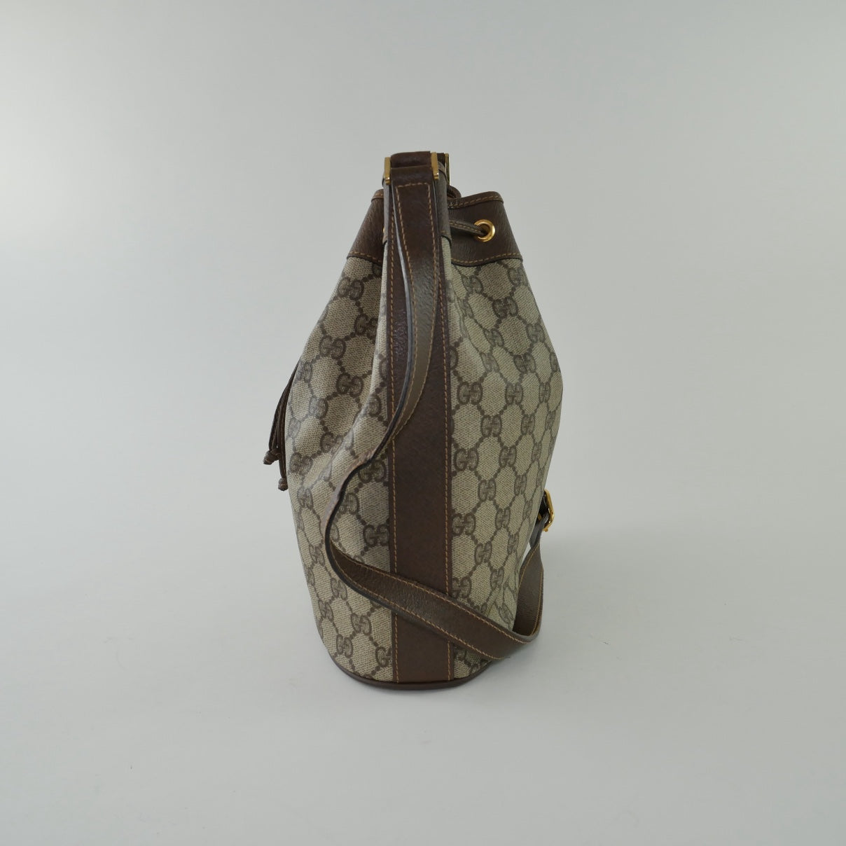Gucci Supreme Canvas Vintage Bucket Bag