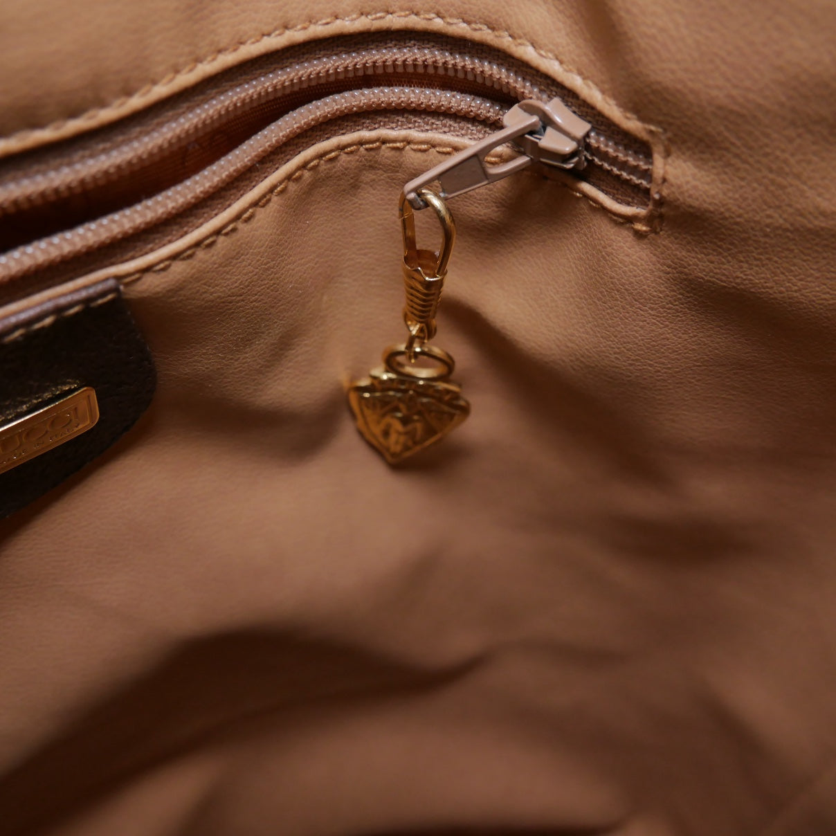 Gucci Supreme Canvas Vintage Bucket Bag