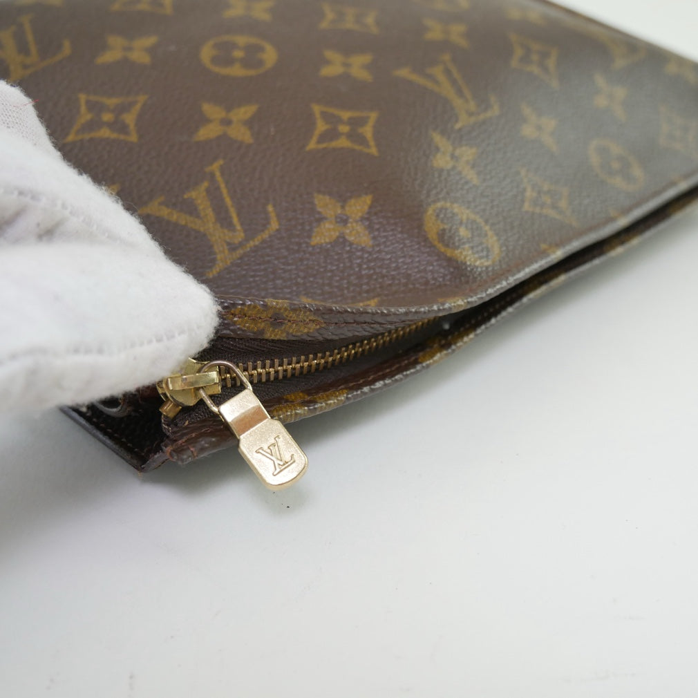 Louis Vuitton Vintage Monogram Toiletries 26
