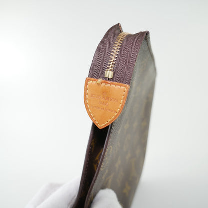 Louis Vuitton Vintage Monogram Toiletries 26