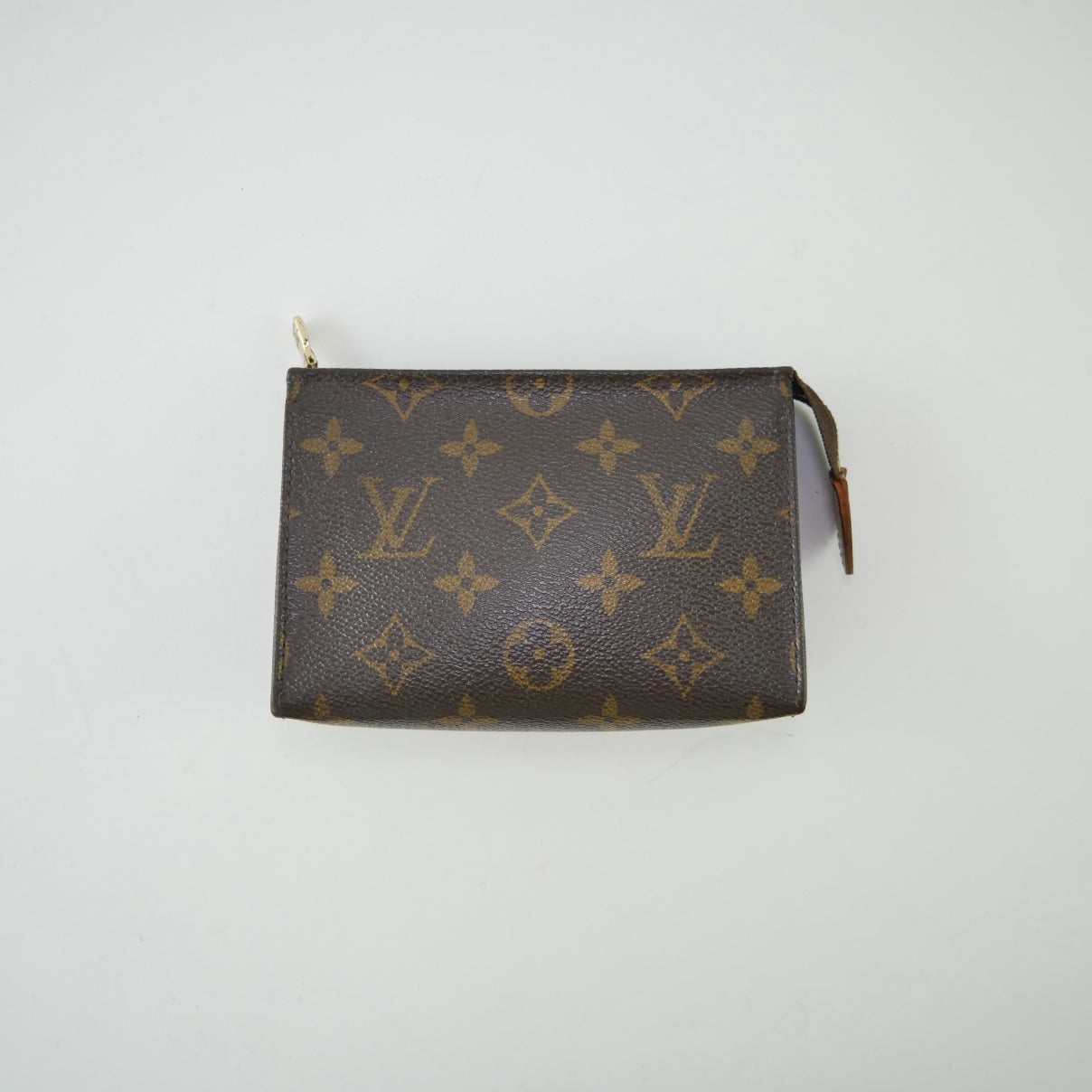 LV Monogram Toiletries 15