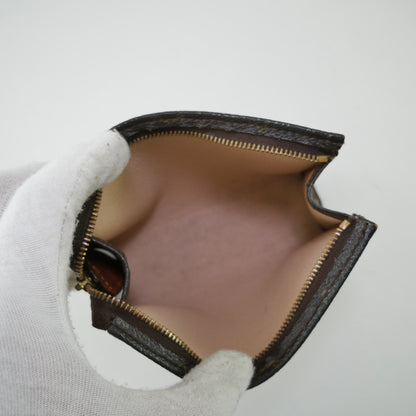 LV Monogram Toiletries 15