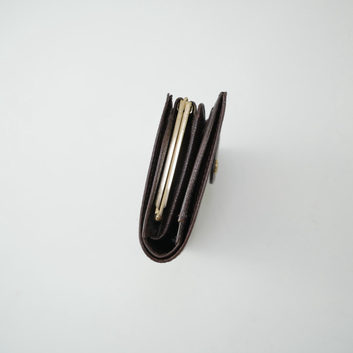 Louis Vuitton Damier Kisslock Wallet