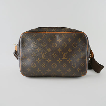 Louis Vuitton Monogram Reporter