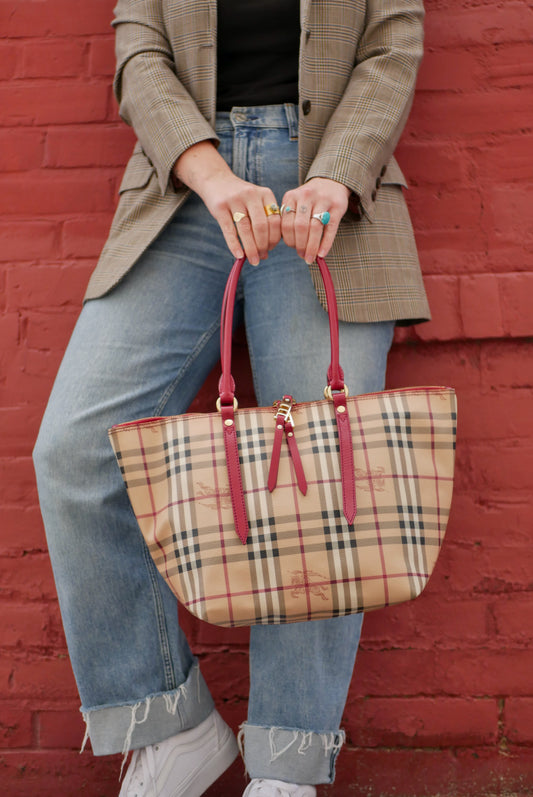 Burberry Classic Nova Check Handbag