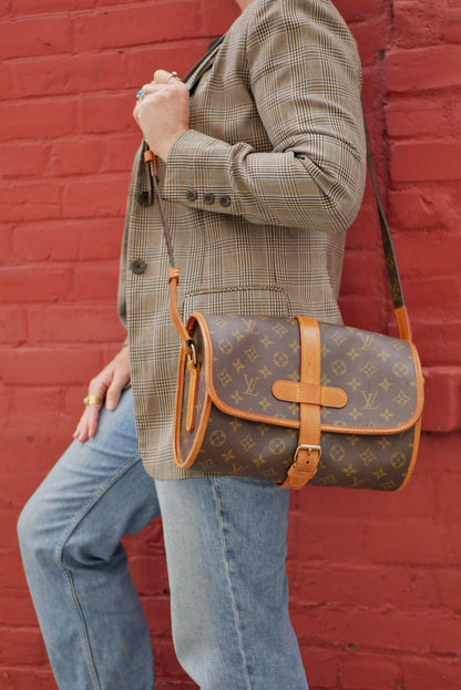 Louis Vuitton Vintage Monogram Marne Bag