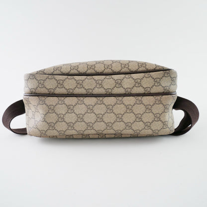 Gucci Supreme Canvas Messenger